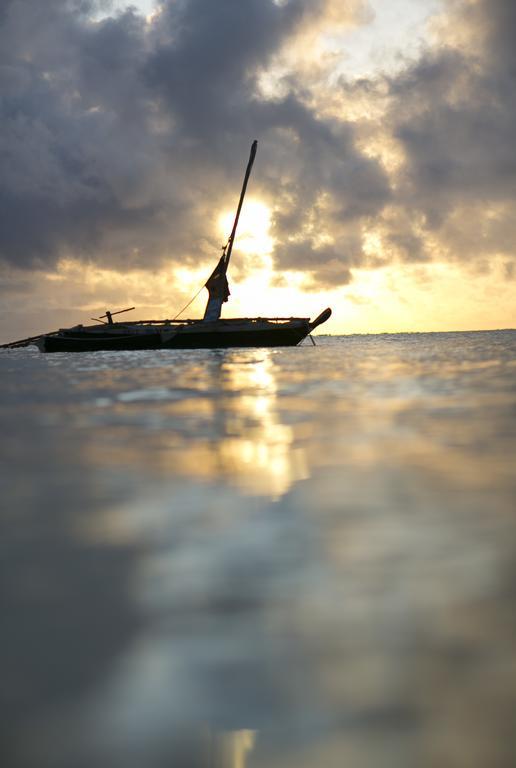 Diani Sea Lodge Діані-Біч Екстер'єр фото